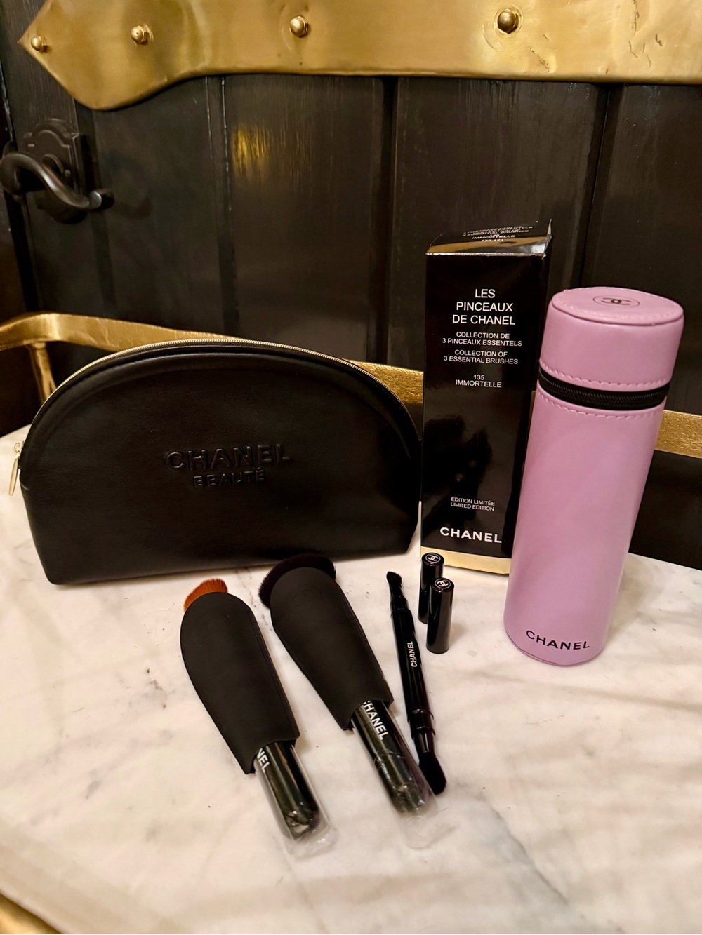 New in Box CHANEL Limited Edition Purple Makeup Bag Brush Travel Set 5 Piece CC